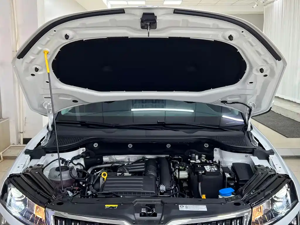 Škoda Karoq 2023 TSI280 Luxury Edition 2023 - thumbnail 20