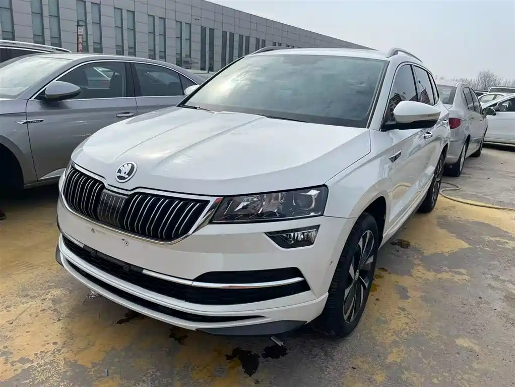 Škoda Karoq 2023 TSI280 Luxury Edition 2023