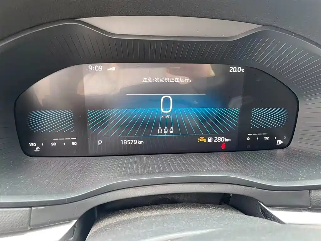 Škoda Karoq 2023 TSI280 Luxury Edition 2023 - thumbnail 3