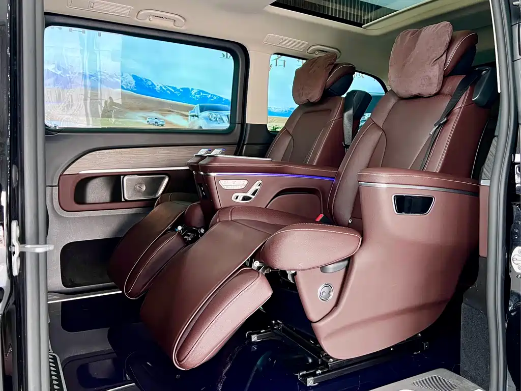 Mercedes-Benz Mercedes-Benz V-Class 2024 V 300 Exclusive Edition 2025 - thumbnail 10