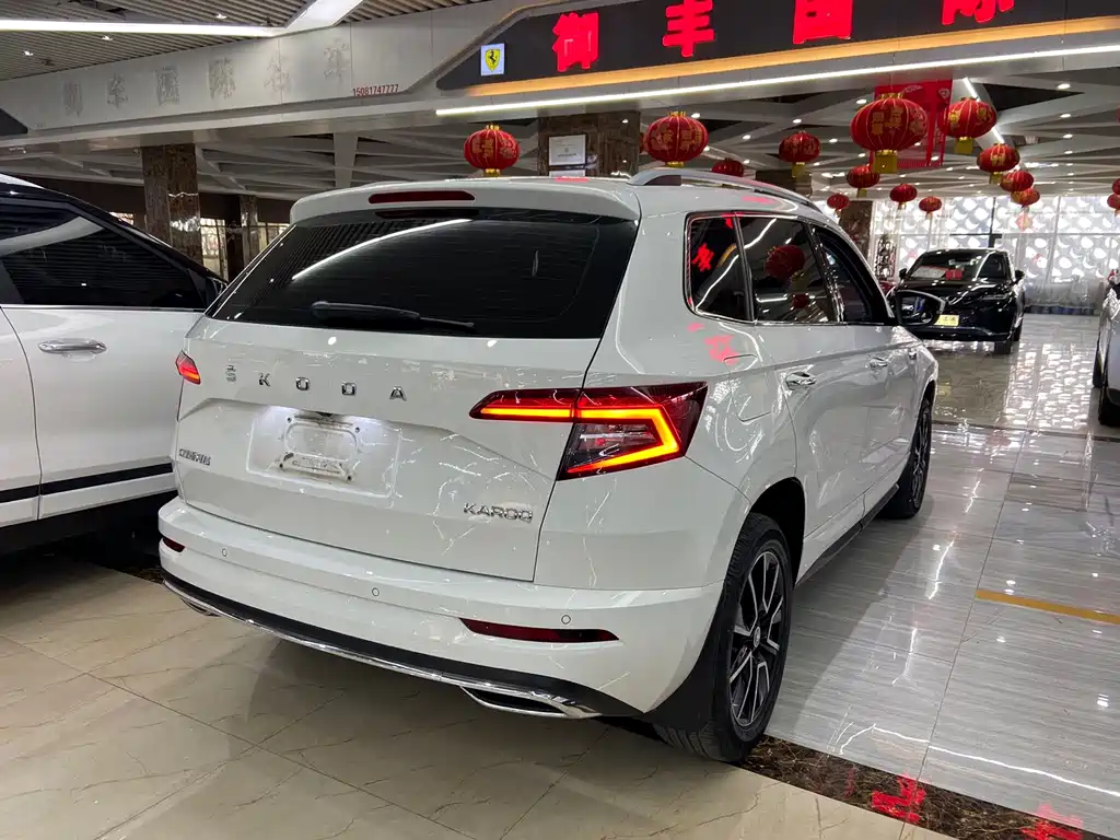 Skoda Karoq 2022 TSI280 Luxury Edition 2022 - thumbnail 4