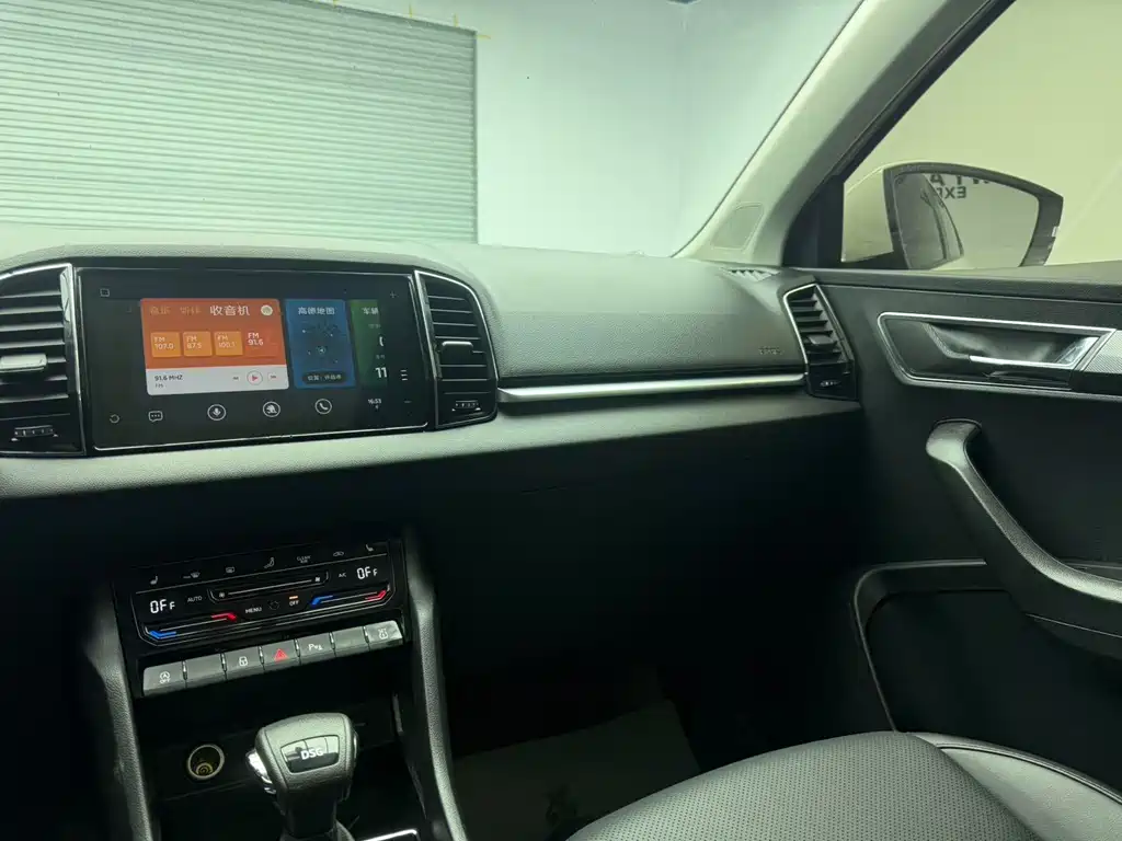 Škoda Karoq 2022 TSI280 Premium 2022 - thumbnail 17