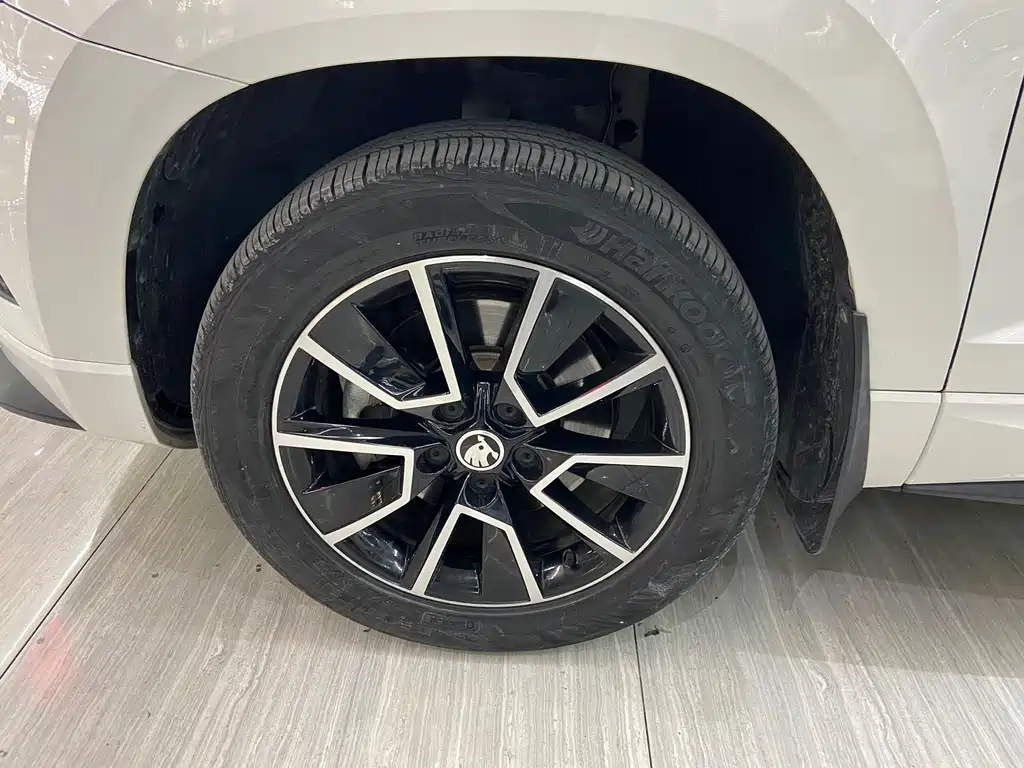 Skoda Karoq 2022 TSI280 Luxury Edition 2022 - thumbnail 10