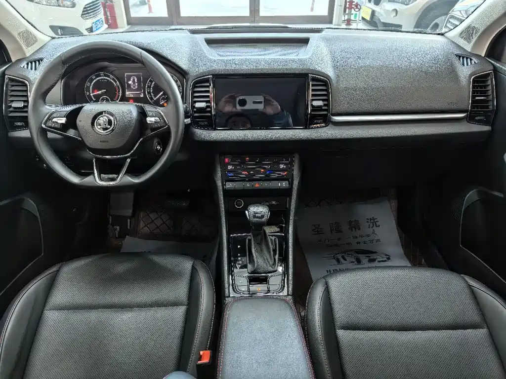 Škoda Karoq 2022 TSI280 Premium Edition 2022 - thumbnail 6