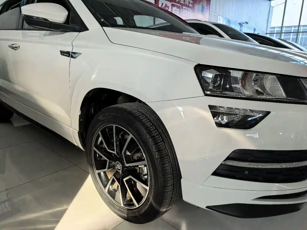 Škoda Karoq 2022 TSI280 Premium Edition 2022 - thumbnail 10