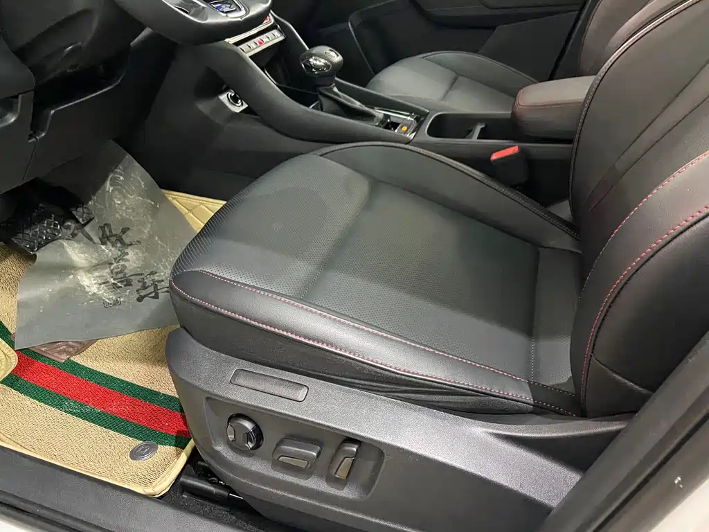 Skoda Karoq 2022 TSI280 Luxury Edition 2022 - thumbnail 17