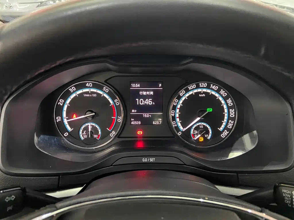 Skoda Karoq 2022 TSI280 Luxury Edition 2022 - thumbnail 18