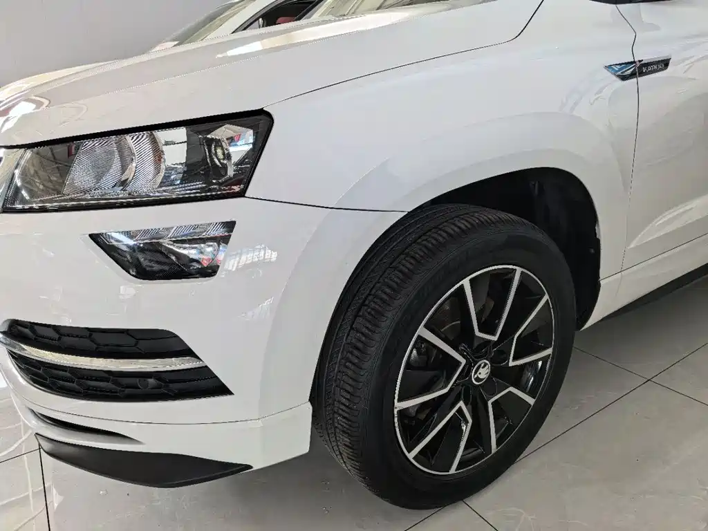 Škoda Karoq 2022 TSI280 Premium Edition 2022 - thumbnail 13