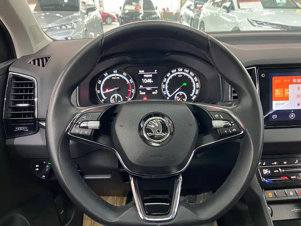 Skoda Karoq 2022 TSI280 Luxury Edition 2022 - thumbnail 19