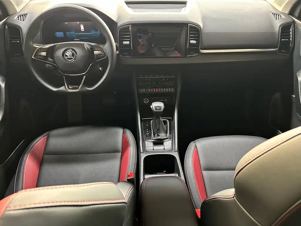 Skoda Karoq 2022 TSI280 Smart Shine Edition 2022 - thumbnail 6