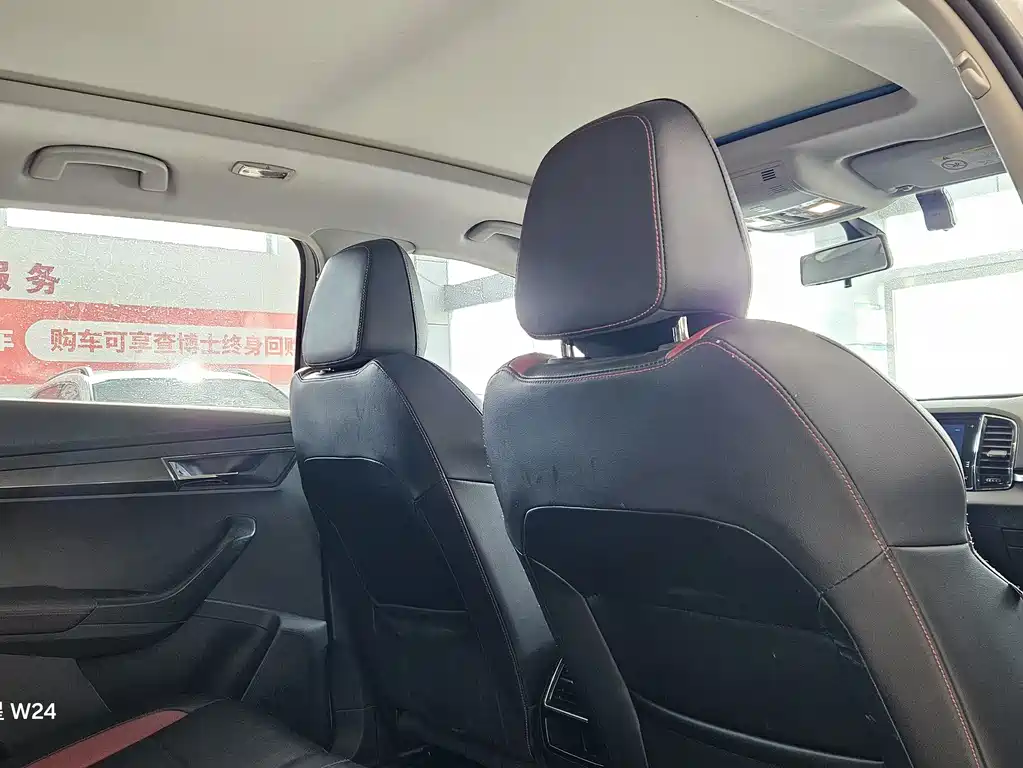 Škoda Karoq 2022 TSI280 Prestige Edition 2022 - thumbnail 13
