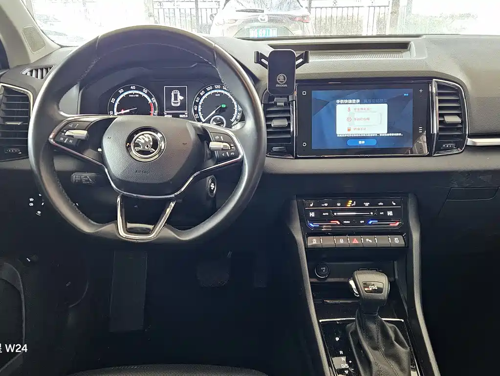 Škoda Karoq 2022 TSI280 Prestige Edition 2022 - thumbnail 15