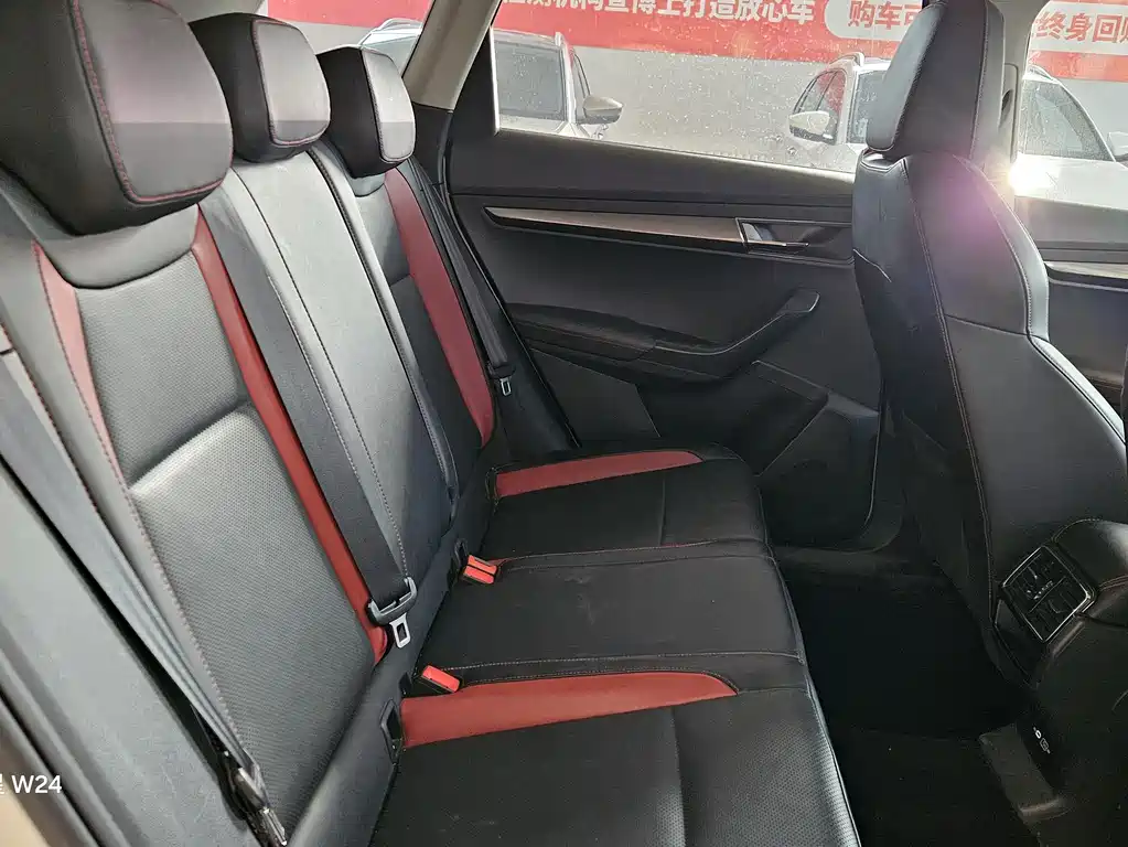 Škoda Karoq 2022 TSI280 Prestige Edition 2022 - thumbnail 17
