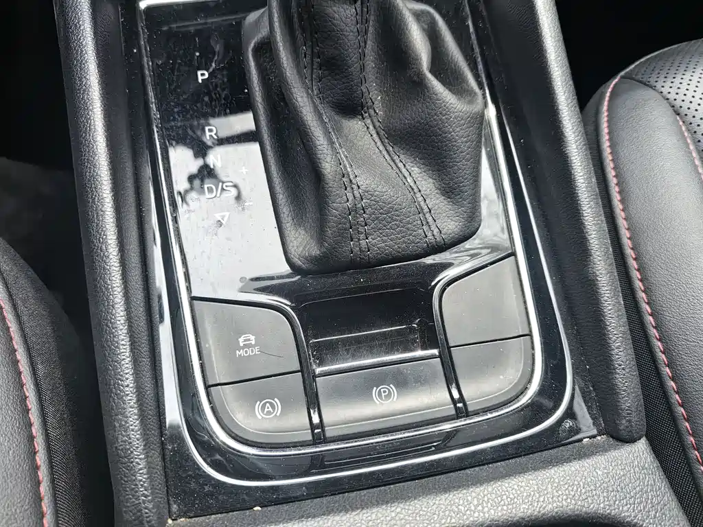 Škoda Karoq 2022 TSI280 Prestige Edition 2022 - thumbnail 24
