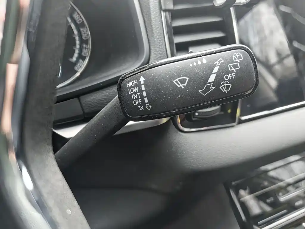 Škoda Karoq 2022 TSI280 Prestige Edition 2022 - thumbnail 27