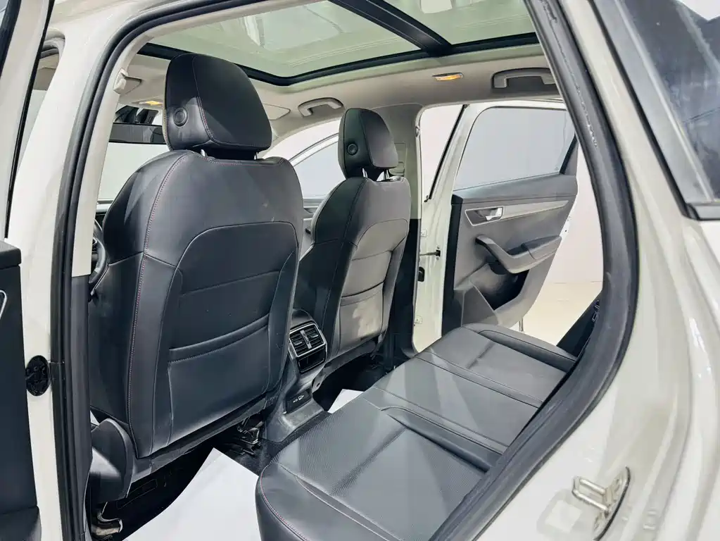 Škoda Karoq 2022 TSI280 Premium Edition 2022 - thumbnail 7