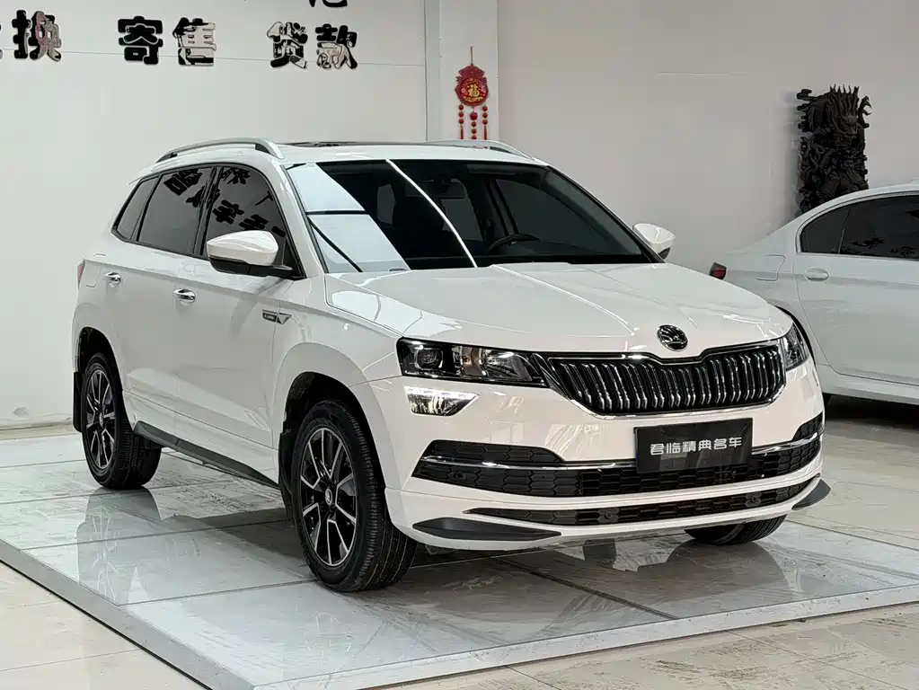 Škoda Karoq 2022 TSI280 Premium 2022 - thumbnail 3