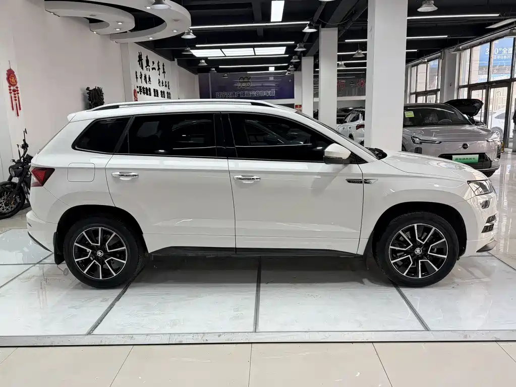 Škoda Karoq 2022 TSI280 Premium 2022 - thumbnail 8