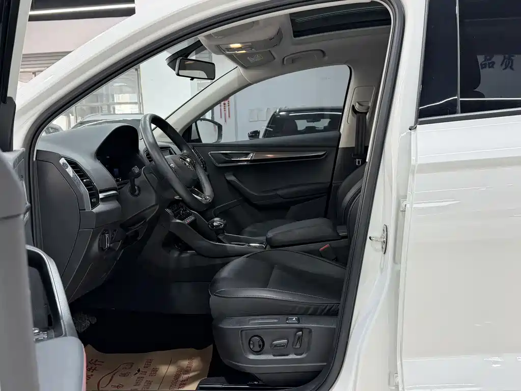 Škoda Karoq 2022 TSI280 Premium 2022 - thumbnail 9