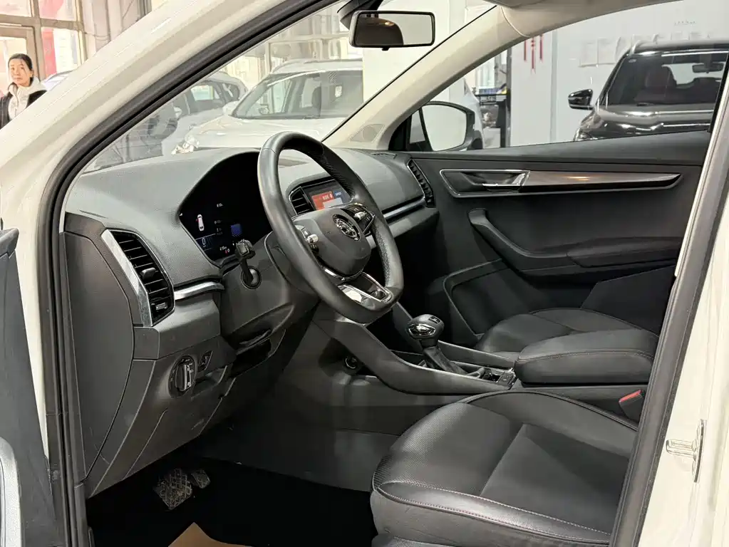 Škoda Karoq 2022 TSI280 Premium 2022 - thumbnail 10