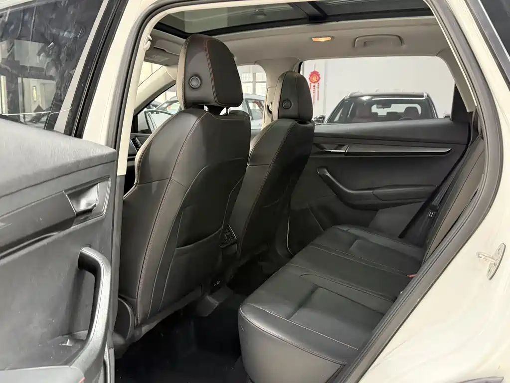 Škoda Karoq 2022 TSI280 Premium 2022 - thumbnail 12