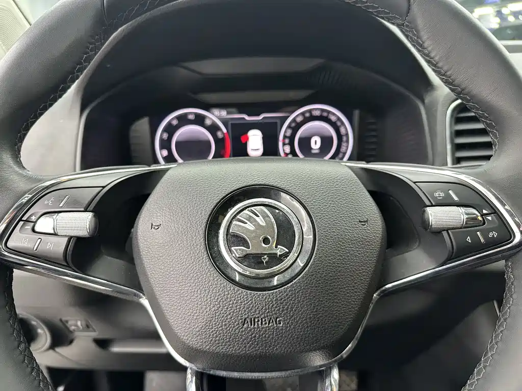 Skoda Karoq 2022 TSI280 Premium 2022 - thumbnail 13