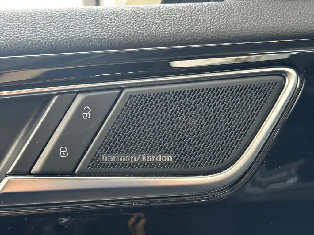 Volkswagen Teramont 2022 Teramont X 380TSI 4Motion Flagship Elite Edition 2022 - thumbnail 8