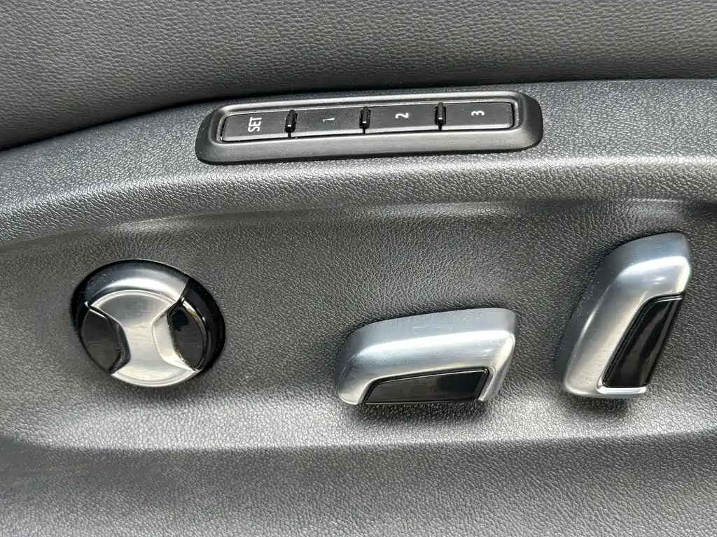 Volkswagen Teramont 2022 Teramont X 380TSI 4Motion Flagship Elite Edition 2022 - thumbnail 10