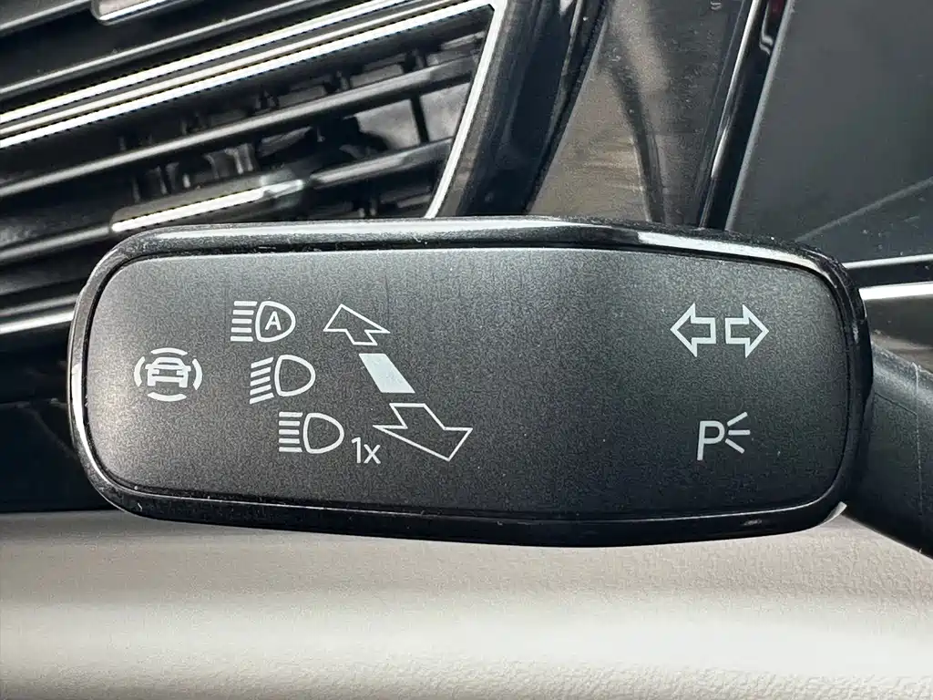 Volkswagen Teramont 2022 Teramont X 380TSI 4Motion Flagship Elite Edition 2022 - thumbnail 23
