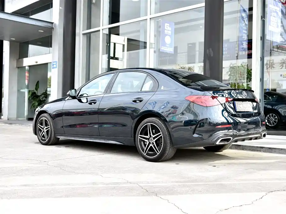 Mercedes-Benz Mercedes-Benz C-Class 2023 Facelift C 260 L Night Sport Edition 2023 - thumbnail 4