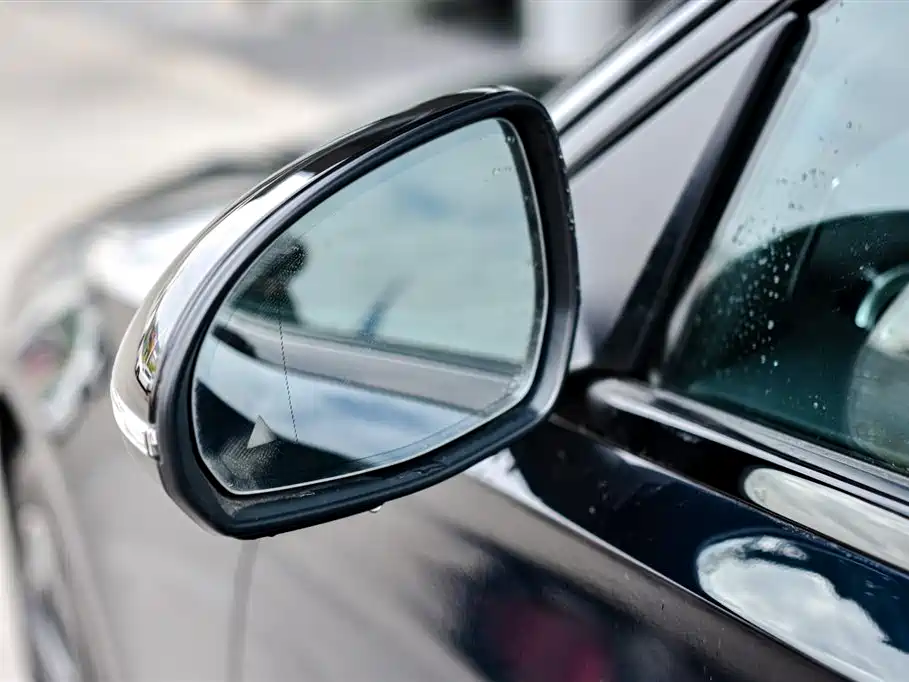 Mercedes-Benz Mercedes-Benz C-Class 2023 Facelift C 260 L Night Sport Edition 2023 - thumbnail 9