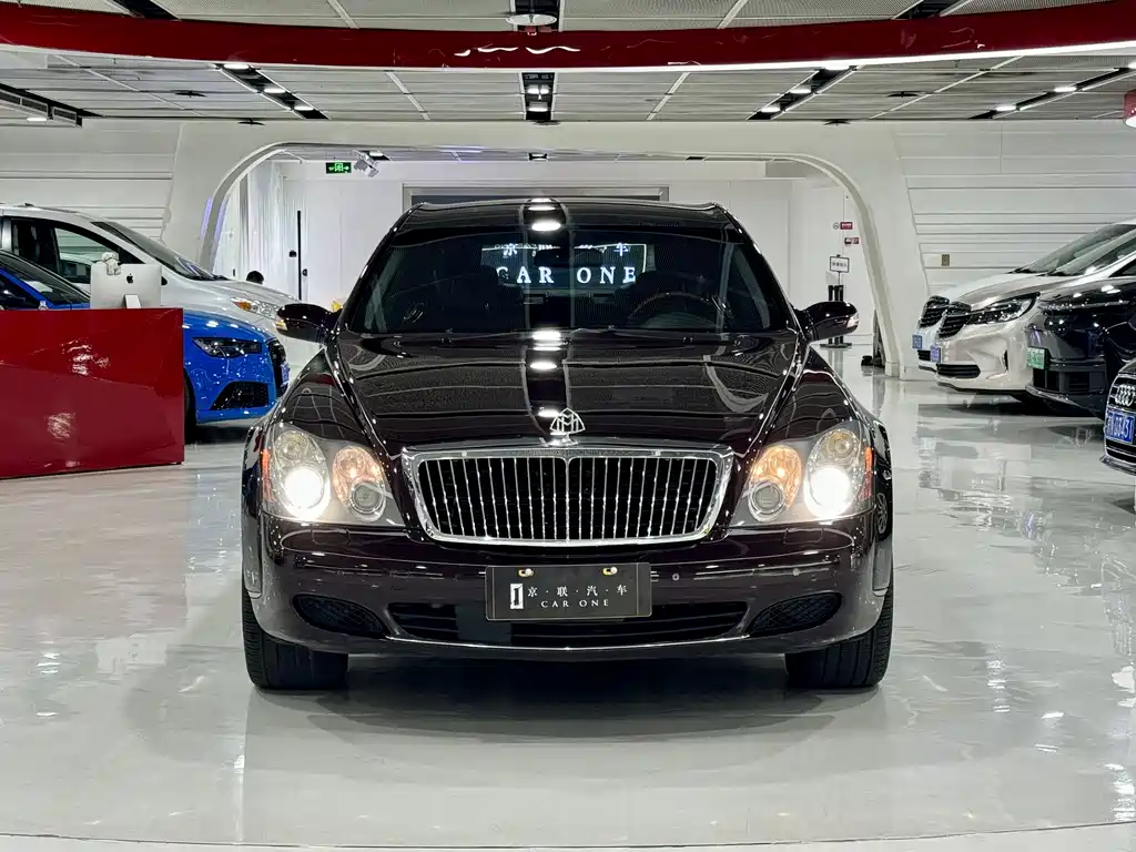 Maybach Maybach 2005 5.5T 62 2005 - thumbnail 2