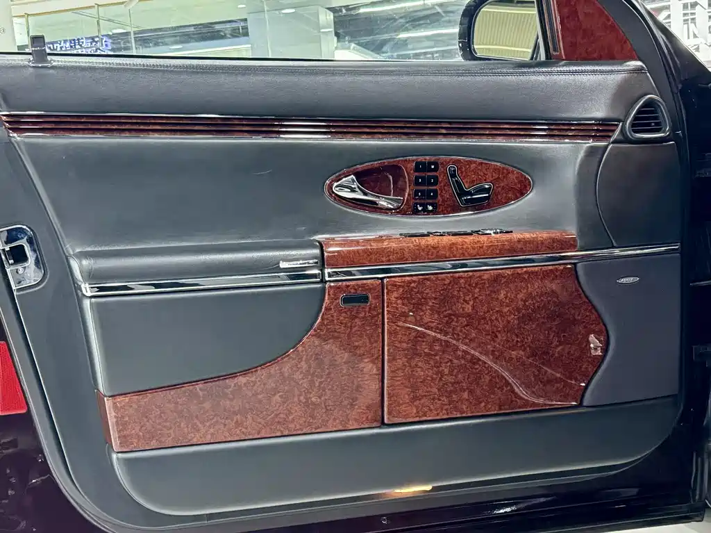 Maybach Maybach 2005 5.5T 62 2005 - thumbnail 15