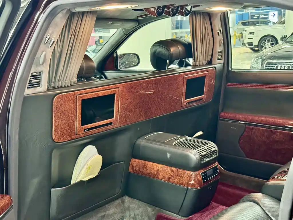 Maybach Maybach 2005 5.5T 62 2005 - thumbnail 16