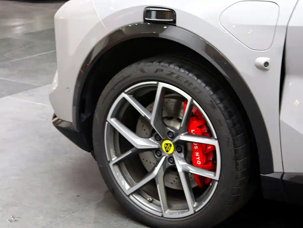 Lotus Sports Car ELETRE 2023 ELETRE R+ 2025 - thumbnail 5
