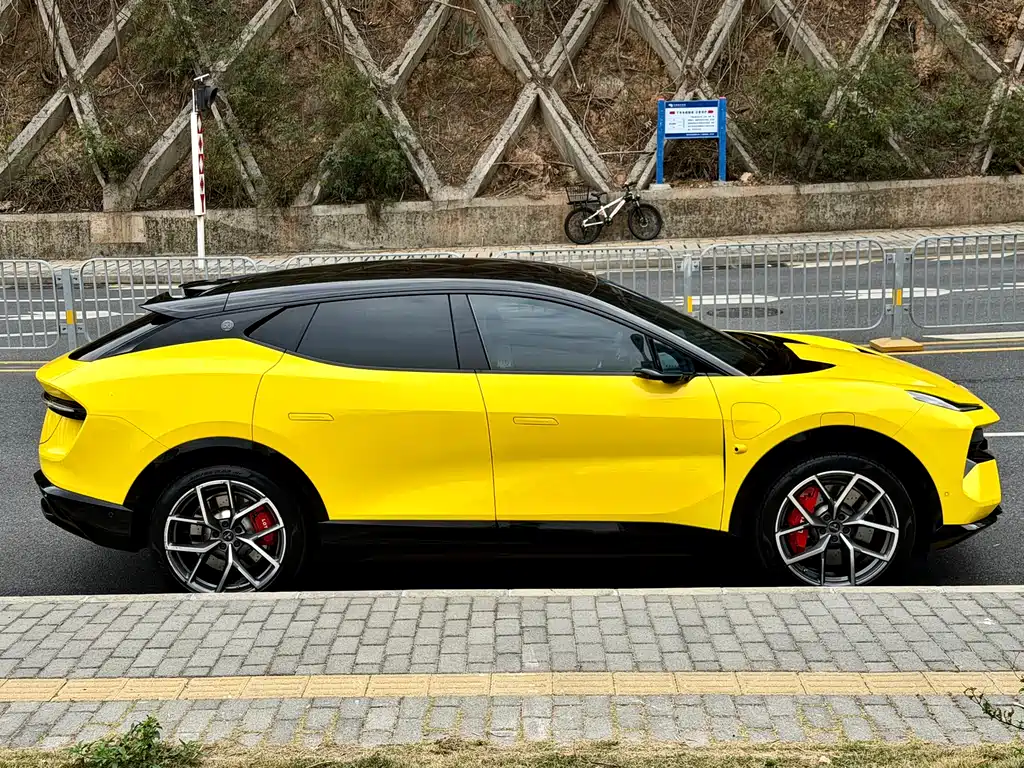 Lotus Sports Car ELETRE 2025 Lotus First Edition Limited 2025 - thumbnail 4