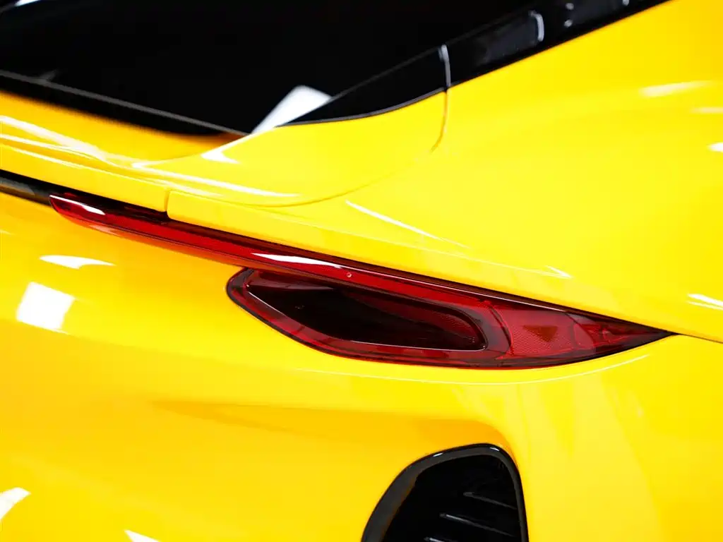 Lotus Sports Car EMIRA 2021 2.0T DCT First Edition 2025 - thumbnail 5