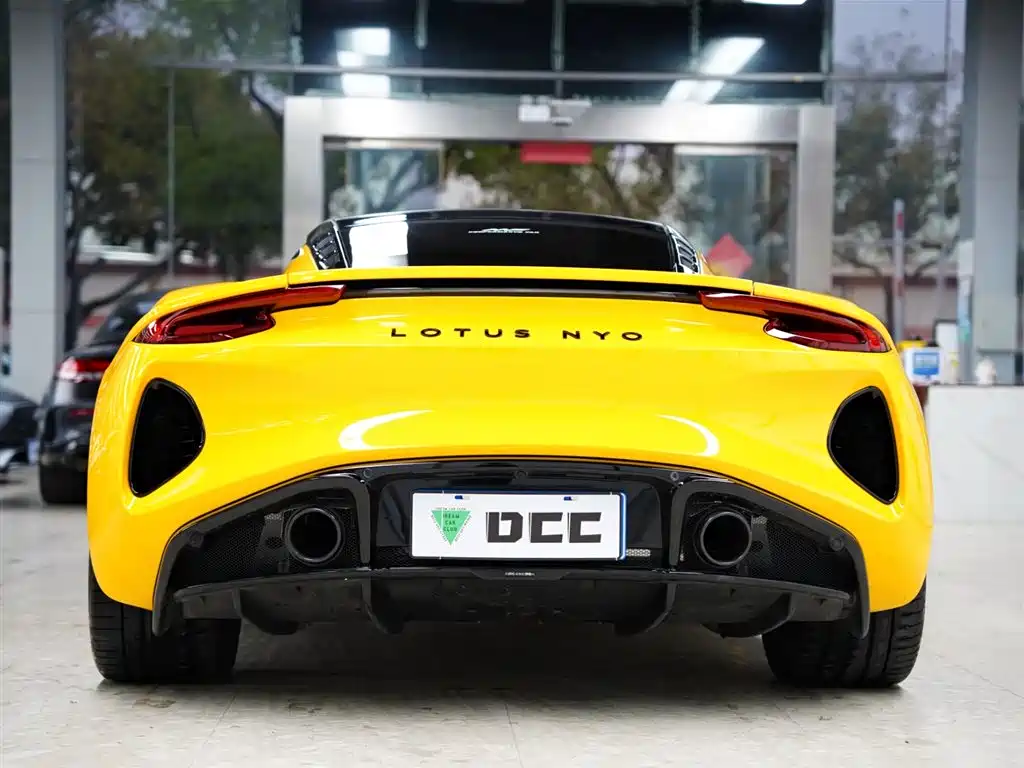 Lotus Sports Car EMIRA 2021 2.0T DCT First Edition 2025 - thumbnail 8