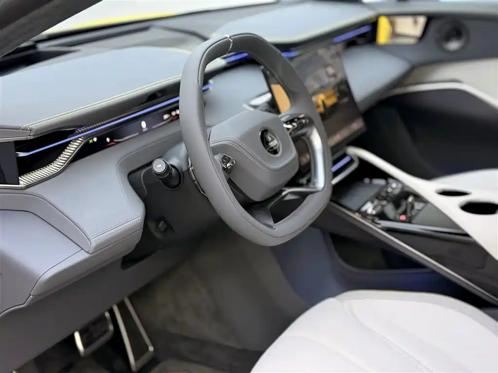 Lotus Sports Car ELETRE 2025 600 Luxury Edition 2026 - thumbnail 11