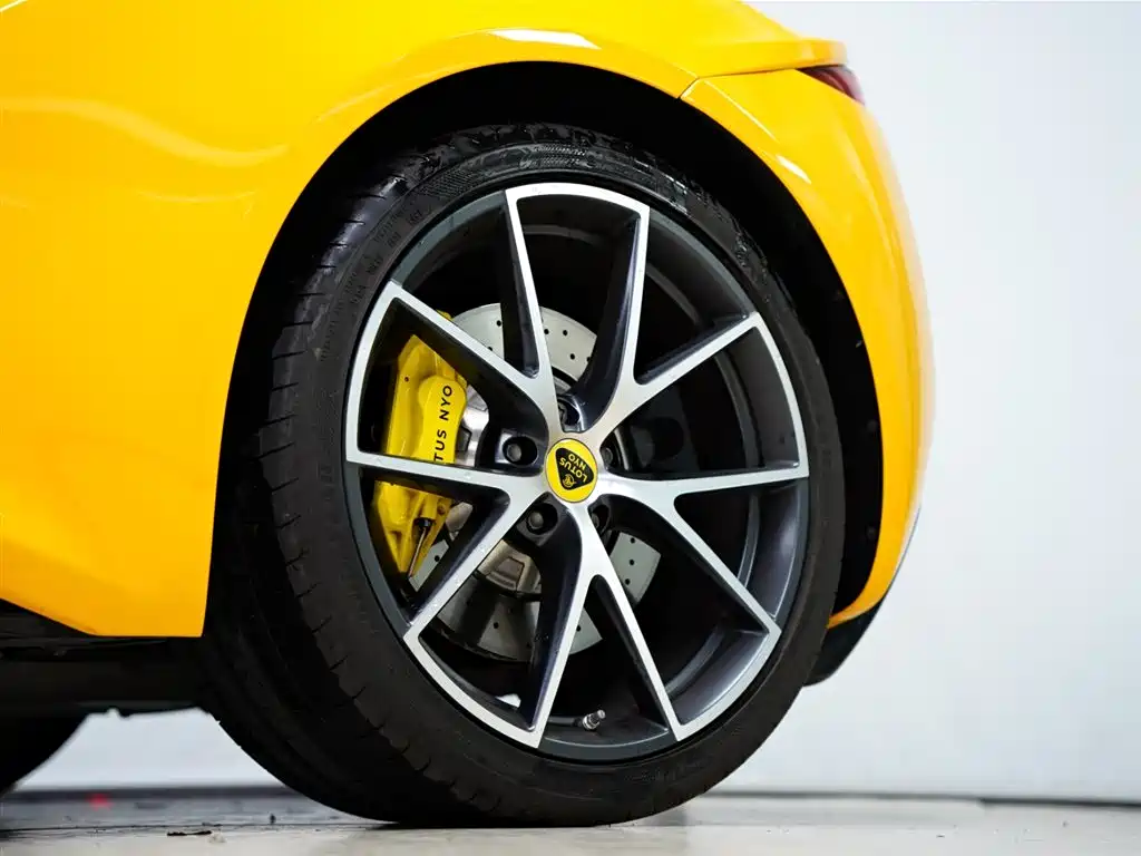 Lotus Sports Car EMIRA 2021 2.0T DCT First Edition 2025 - thumbnail 26