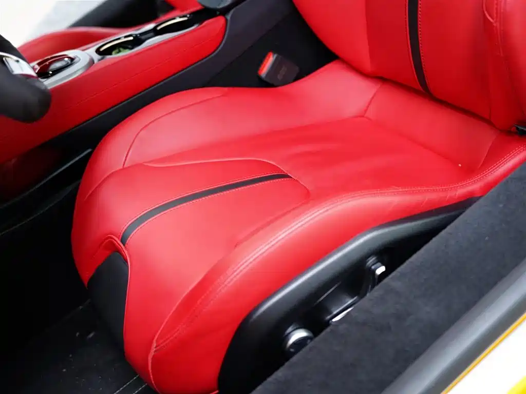 Lotus Sports Car EMIRA 2021 2.0T DCT First Edition 2025 - thumbnail 29