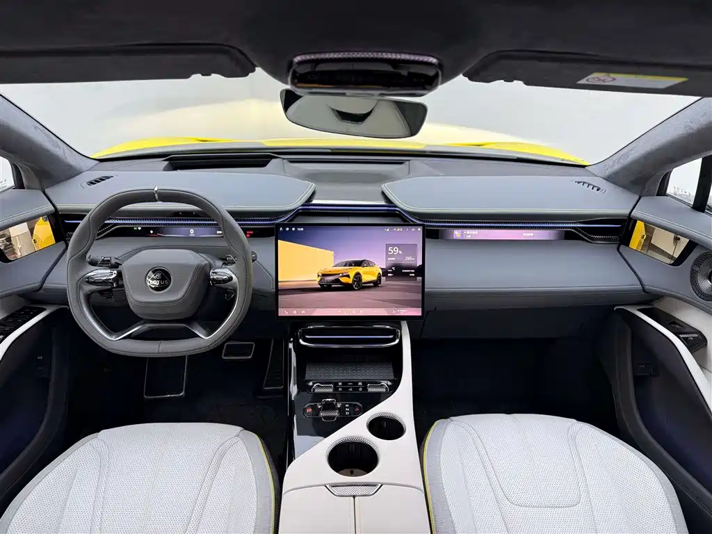 Lotus Sports Car ELETRE 2025 600 Luxury Edition 2026 - thumbnail 9