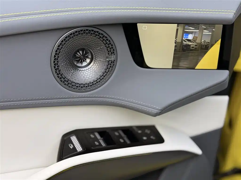 Lotus Sports Car ELETRE 2026 600 5-seat 2026 - thumbnail 28