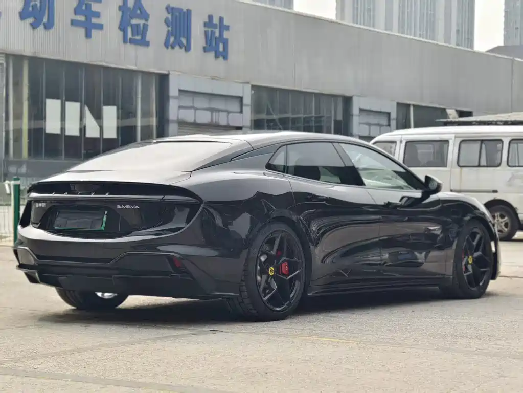 Lotus Sports Car EMEYA 2025 600 Luxury Edition 2026 - thumbnail 9
