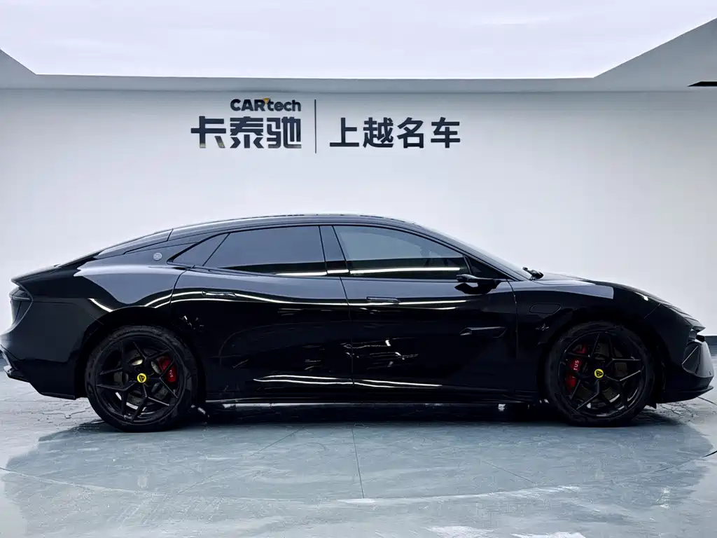 Lotus Sports Car EMEYA 2025 Lotus First Edition Limited 2025 - thumbnail 4