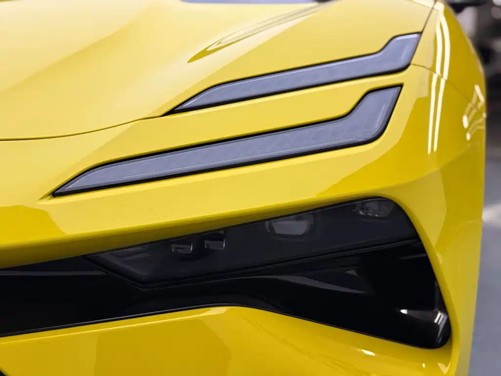 Lotus Sports Car EMEYA 2025 600 Luxury Edition 2026 - thumbnail 23
