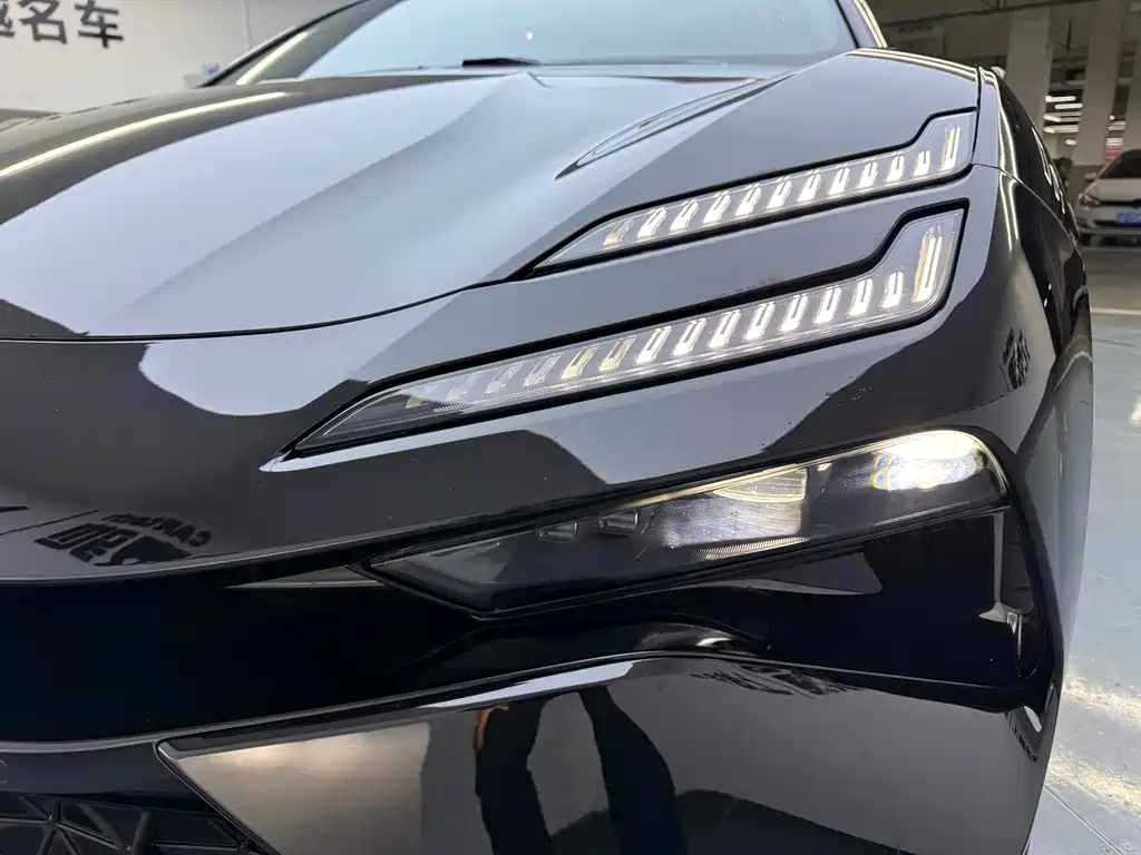 Lotus Sports Car EMEYA 2025 Lotus First Edition Limited 2025 - thumbnail 24
