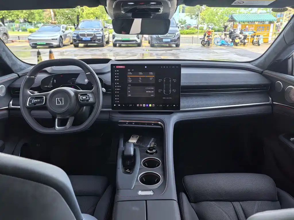 Zeekr ZEEKR 001 2026 103kWh AWD Ultra 2025 - thumbnail 9