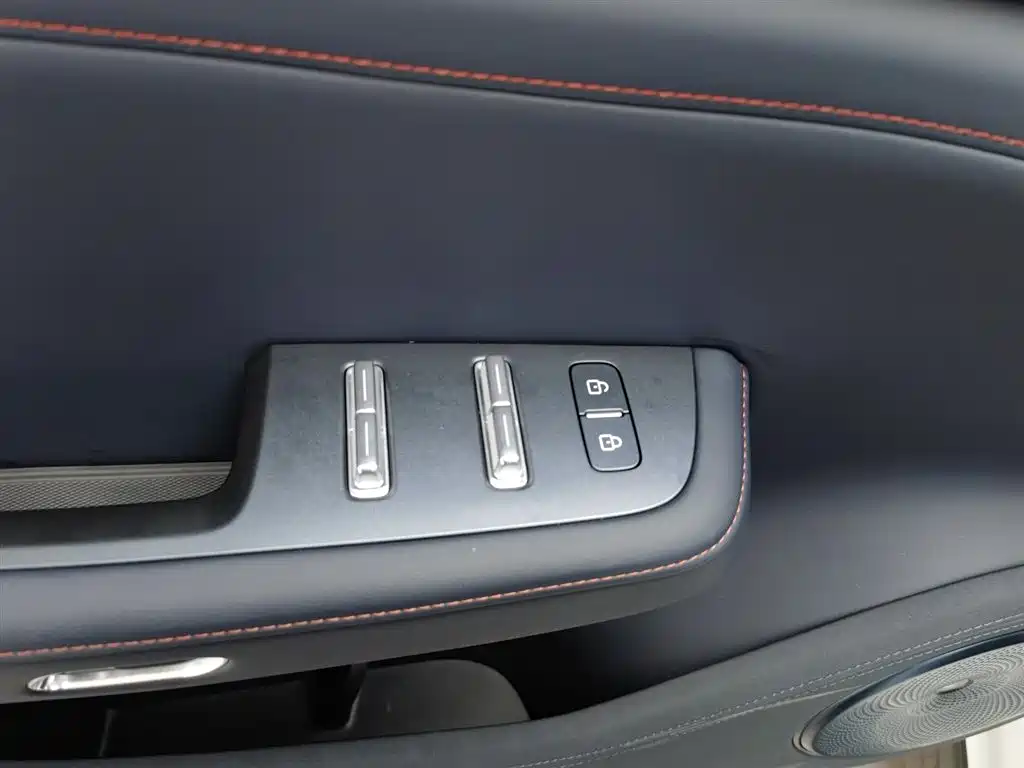 Zeekr ZEEKR 001 2026 103kWh AWD Ultra Edition 2025 - thumbnail 9