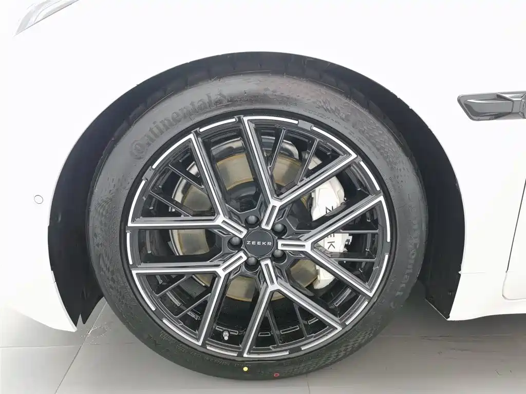 Zeekr ZEEKR 001 2026 103kWh AWD Ultra Edition 2025 - thumbnail 17